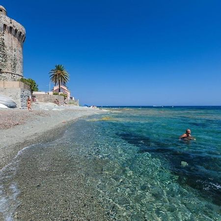 Appartement Vue Sur Mer Santa-Maria-di-Lota 外观 照片